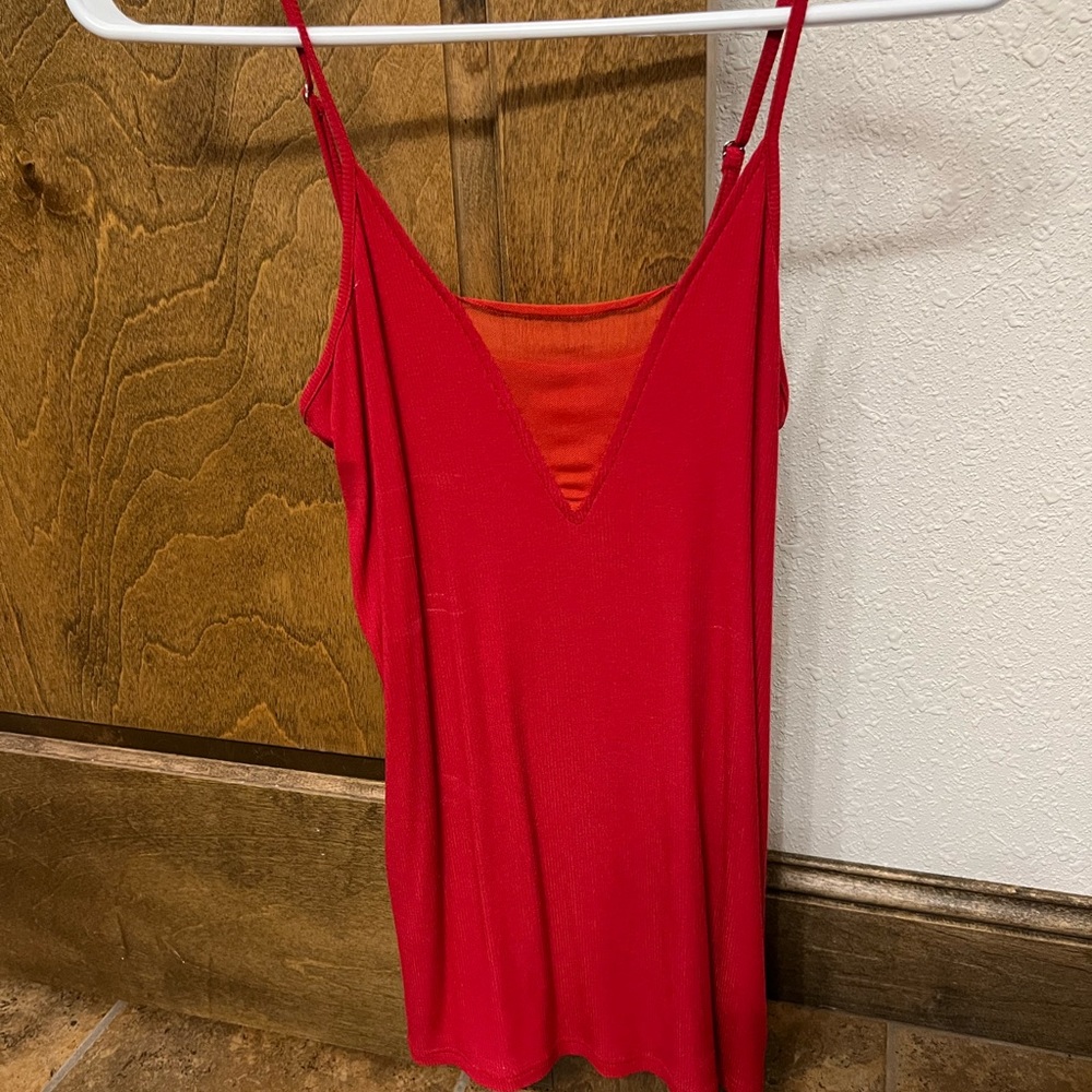 Womens red tank with mesh V neck BKE